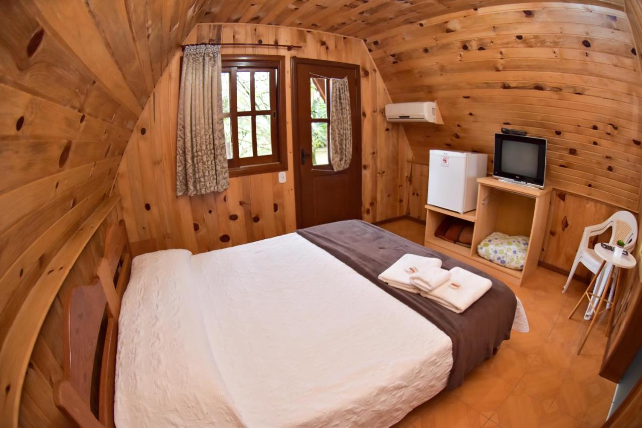 Hotel Vila Dos Alpes Treze Tilias Bagian luar foto