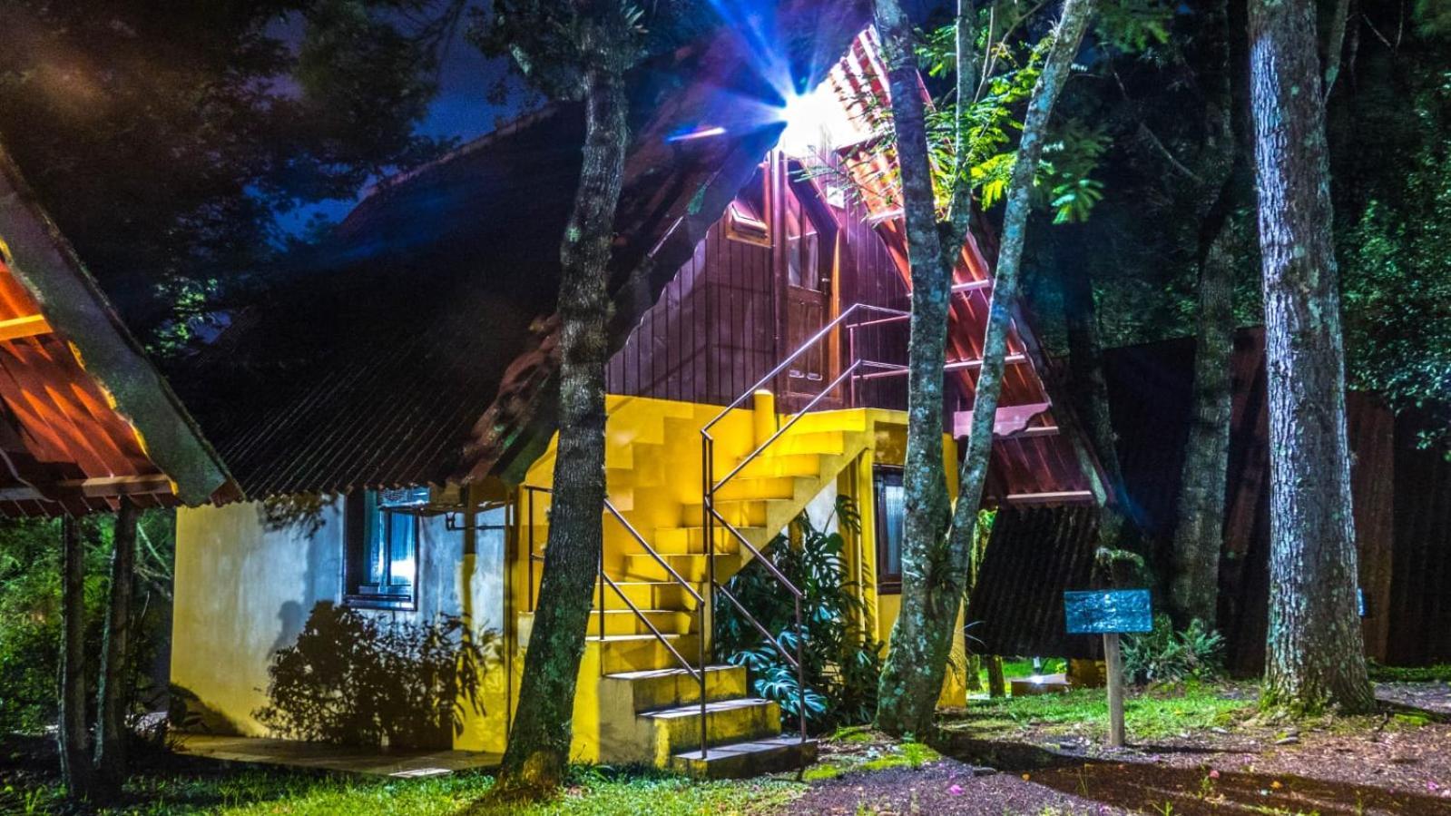 Hotel Vila Dos Alpes Treze Tilias Bagian luar foto